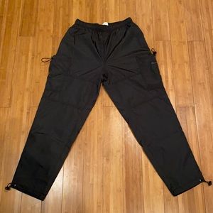 Urban outfitters black nylon cargo pants size medium